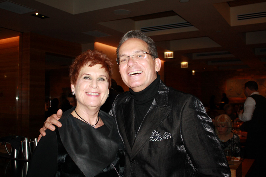 Robyn-Lee-Brooks-Michael-Pierson-Large.jpg