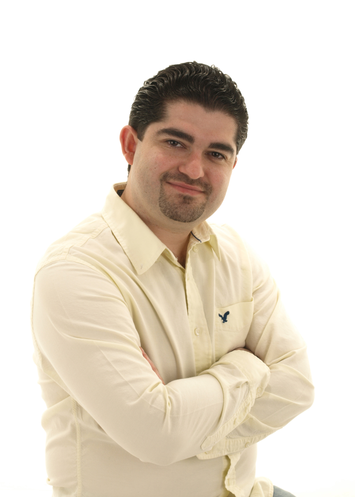 wsbx-headshot-peyman-aleagha.jpg