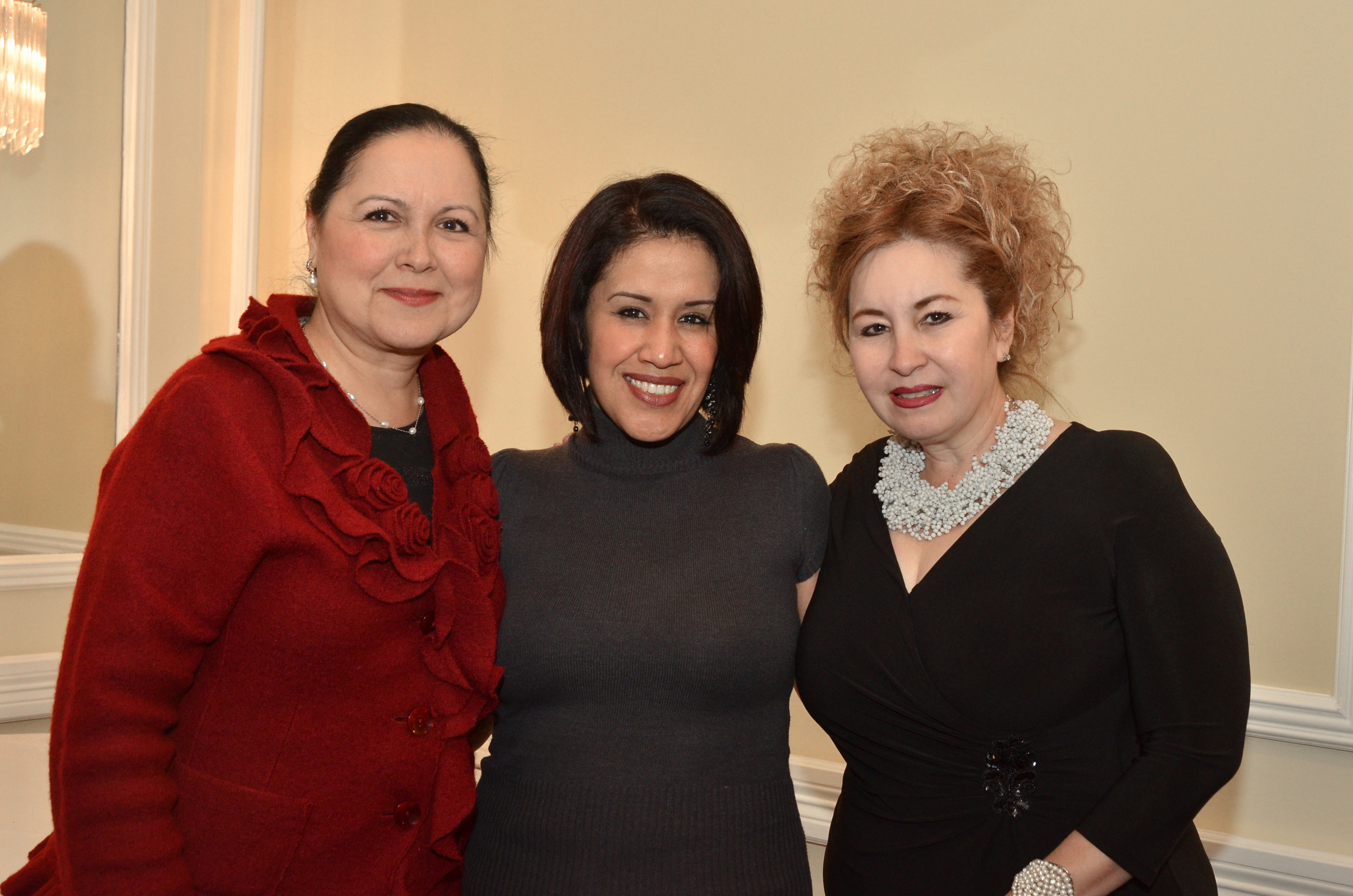 031-Juanita-Flores-Ana-Flores-Maria-Galindo-JPG.jpg