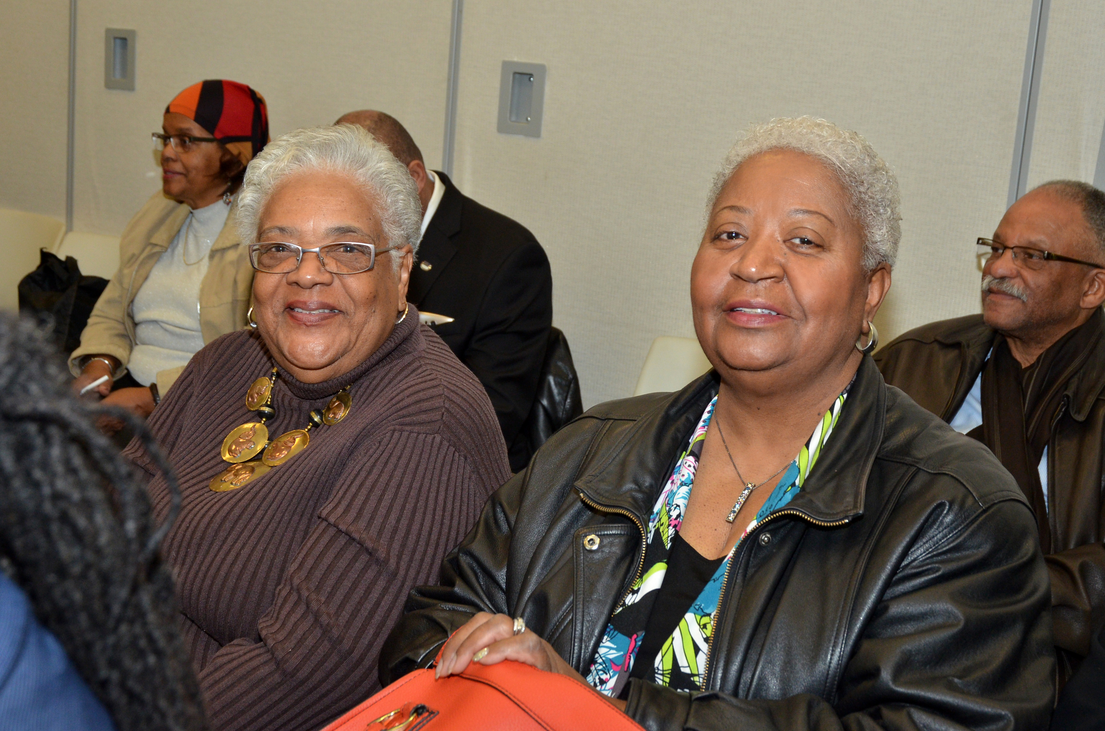 040-Lois-T.-White-Barbara-Johnson-JPG.jpg