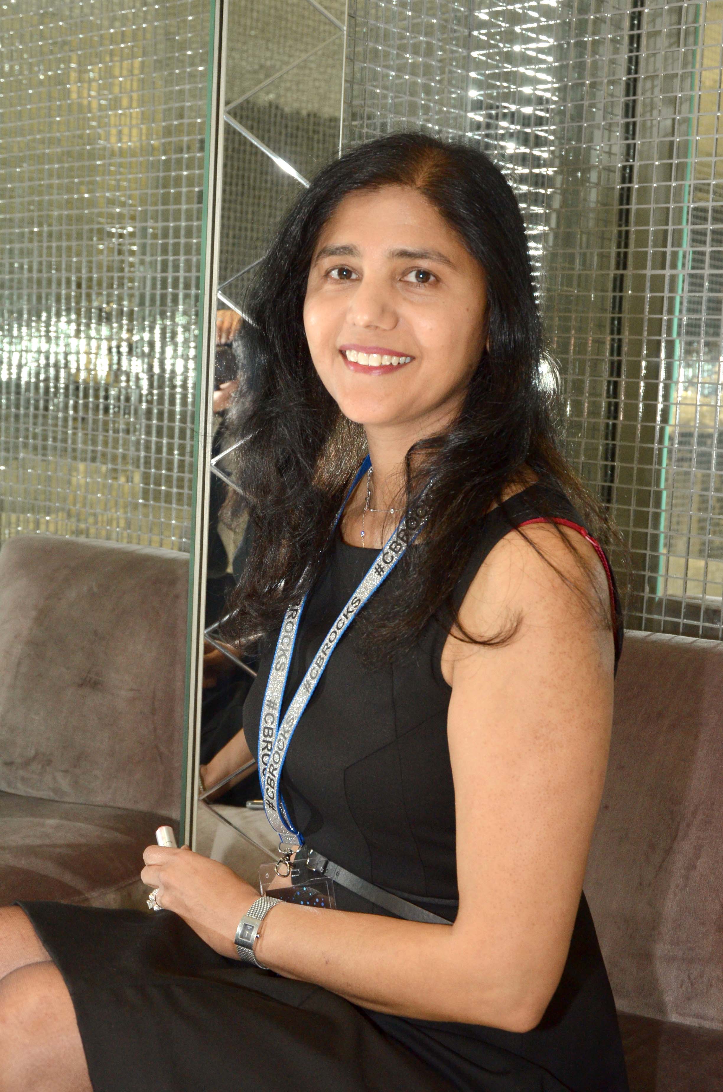 009-Lina-Shah-JPG.jpg