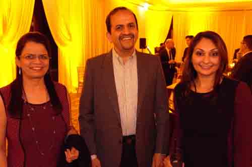 Sangeeta-Chavan-Hemant-Chavan-Ami-Bumia.jpg