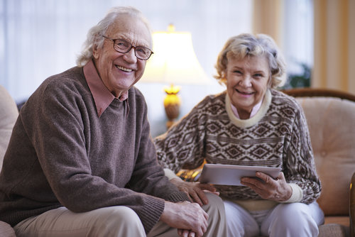 /wp-content/uploads/2016/08/rsz_senior_couple_at_homel.jpg