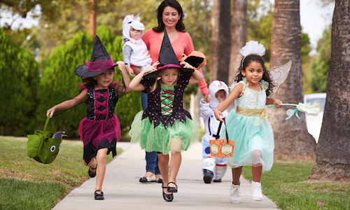 real-estate-agent-chicago-neighborhood-best-trick-or-treat-halloween