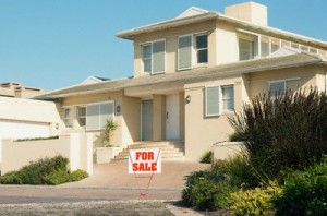 Investors are helping the Florida real estate market, not first-tme homebuyers.