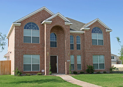 mcmansions-return-average-home-size-new-construction-census-bureau