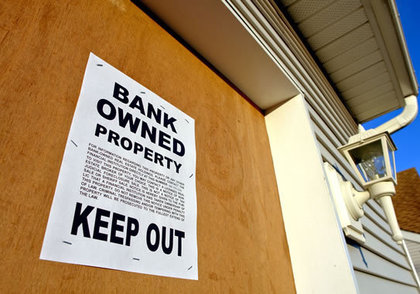 national-foreclosure-report-august-corelogic-completed-foreclosures-foreclosure-inventory-serious-delinquencies