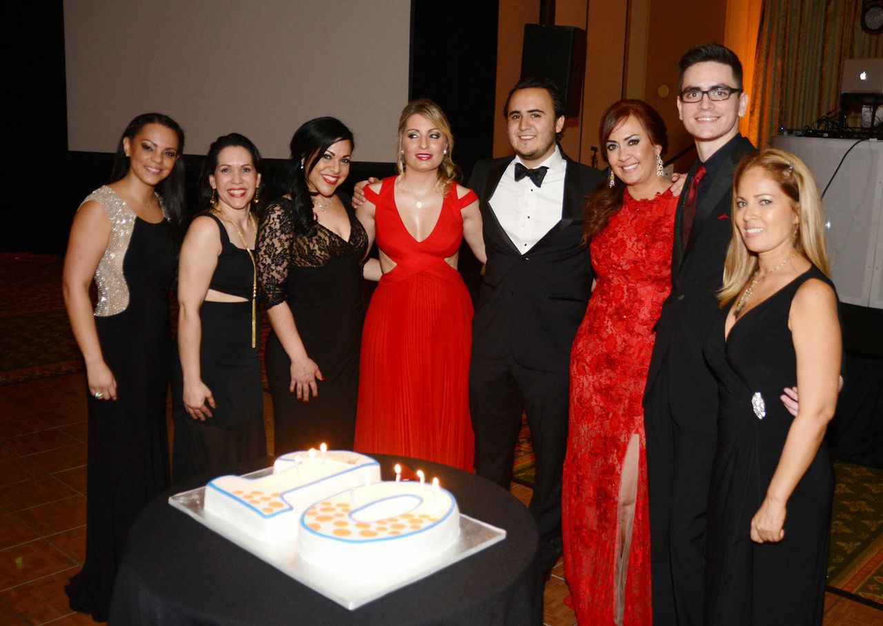 Claudia-Serna-and-Team.jpg