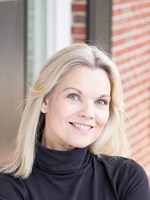 Michelle Vastakis-Smith is the team leader at KVS and Associates.